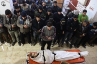 أثناء وداع ودفن الشهيد البطل بشار أبو أسامة  اللهمَّ اغفر له وارحمه وألهم أهله ومحبّيه الصبر والسلوان